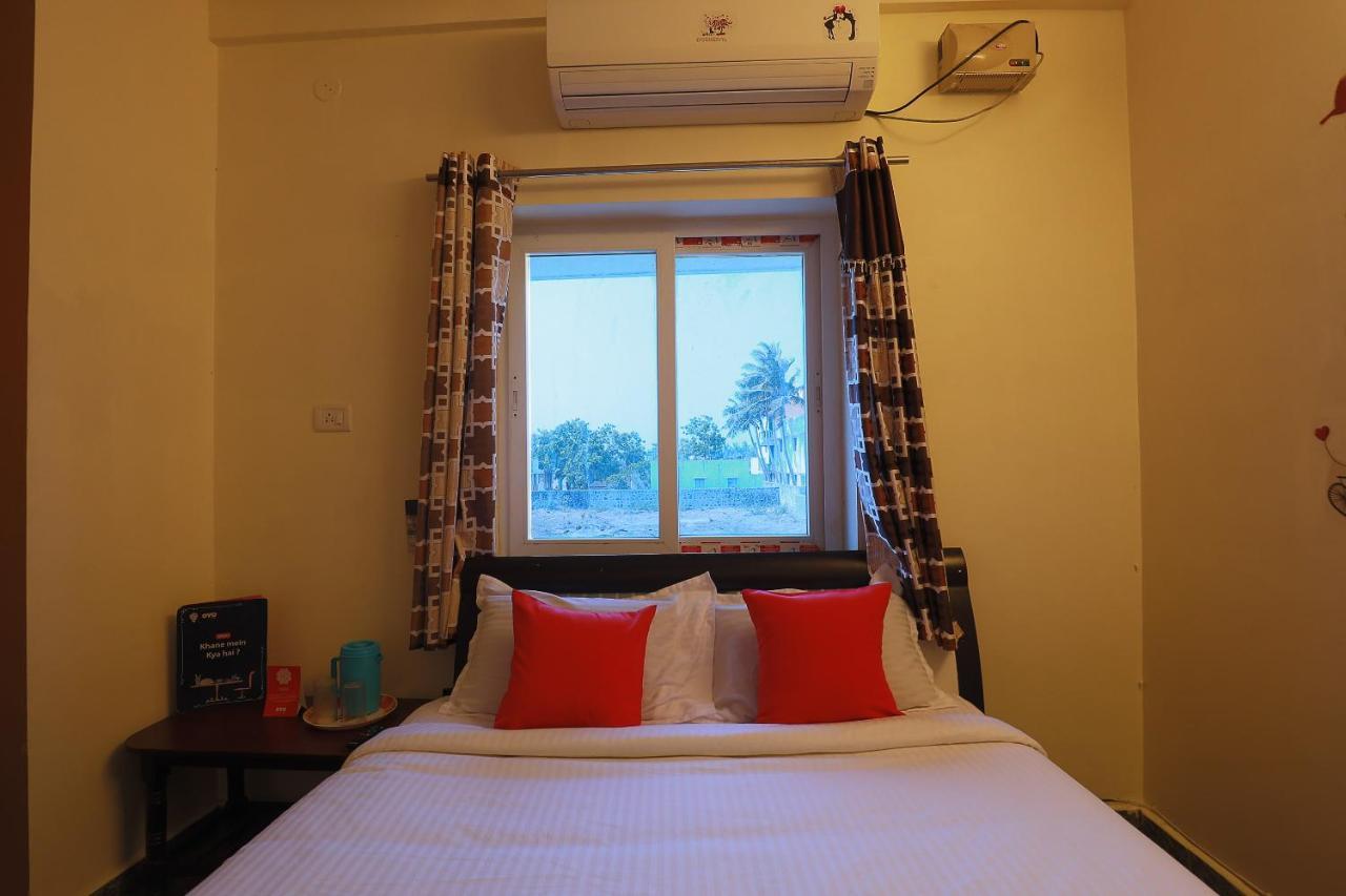 Vaccinated Staff- Oyo 38695 Peninsula Holiday Resorts Chennai Exterior foto