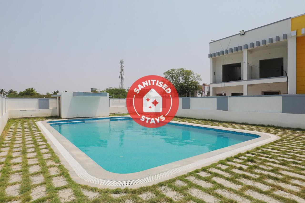 Vaccinated Staff- Oyo 38695 Peninsula Holiday Resorts Chennai Exterior foto