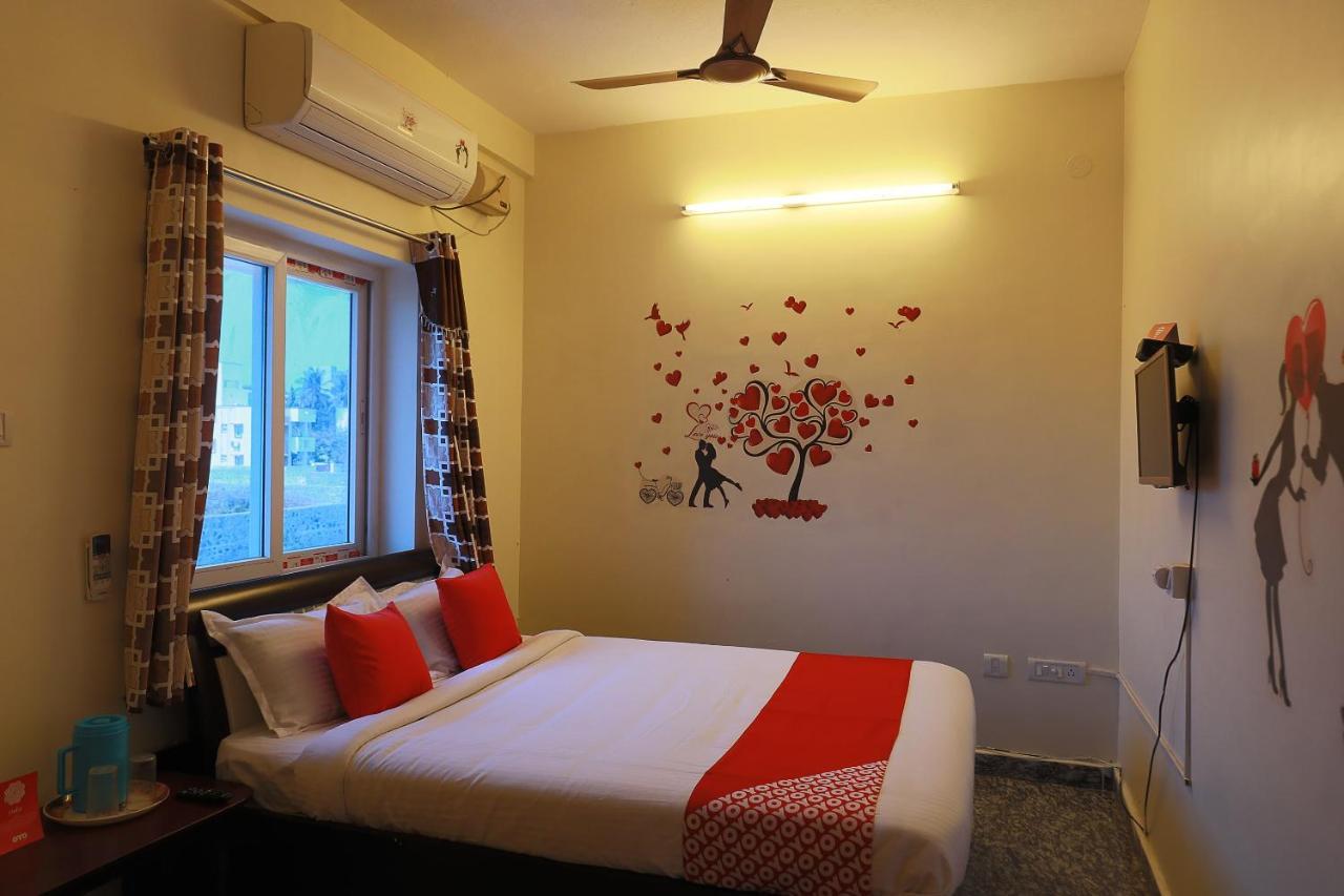 Vaccinated Staff- Oyo 38695 Peninsula Holiday Resorts Chennai Exterior foto