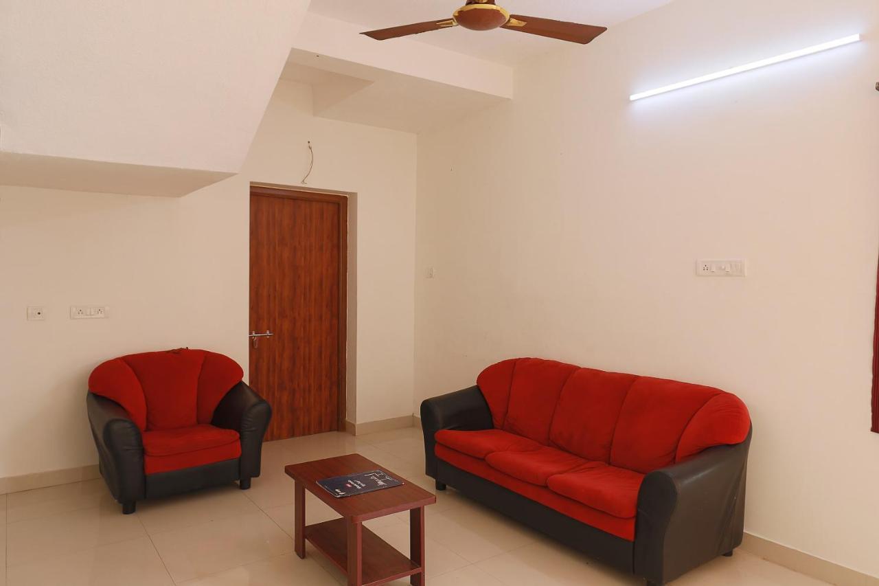 Vaccinated Staff- Oyo 38695 Peninsula Holiday Resorts Chennai Exterior foto